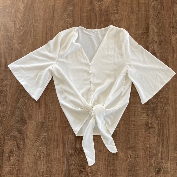 White tie front blouse - Picture 1 of 4